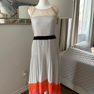BCBGMAXAZRIA BCBG alicia colour block pleated hi low dress SIZE: MEDIUM